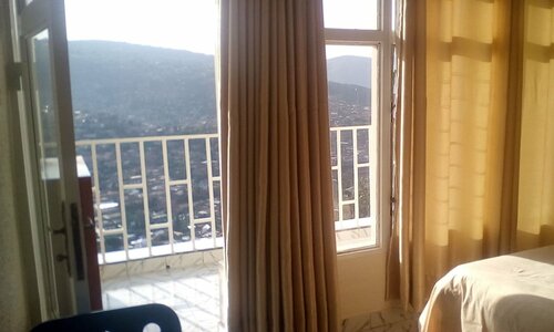 Eminence Hotel, Забронировать Отель Отели Кигали 3 звезды, 3*