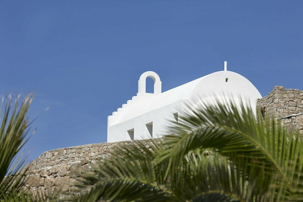 Myconian Imperial Resort