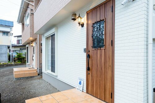 Villa Hanasaku Fujikawaguchiko B, Забронировать Вилла Отели Фудзикавагутико 3 звезды, рядом с Театр «Кавагутико-Стеллар», 3*