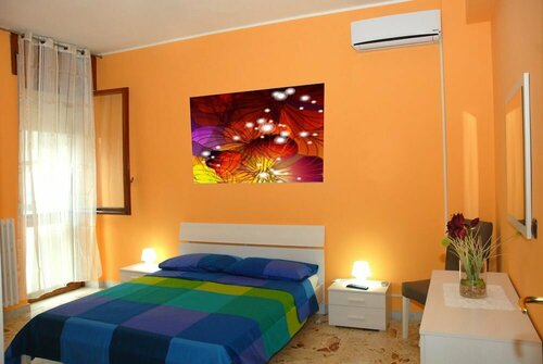 B&B Manzoni, Lecce, Book Bed and Breakfast Lecce hoteller med parkering, Parkering