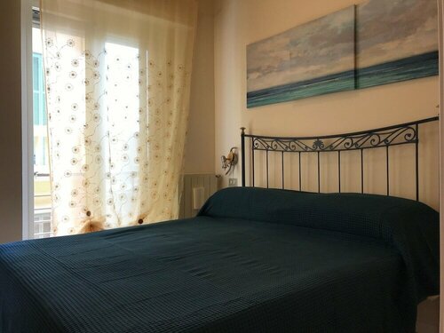 Casa Valentino Very Close To The Beaches, Забронировать Отель Отели Ривьера-дей-Фьори с парковкой, Парковка