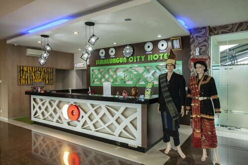 Capital O 1709 Simalungun City Hotel, Забронировать Отель Пематанг Рая провинция Северная Суматра