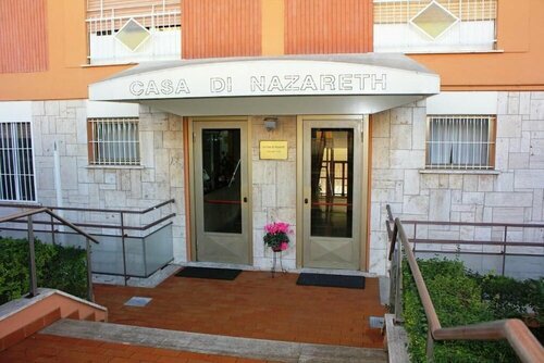 La Casa di Nazareth, Забронировать Отель Недорогие отели Рима, рядом с Вилла Карпенья, недорогие
