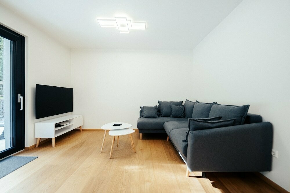 Fully Equipped 1BR Apartment w Parking