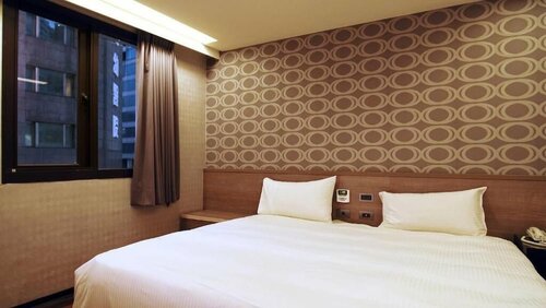Crystal City Hotel, Buchen Sie Hotel Günstige Hotels in Taoyuan