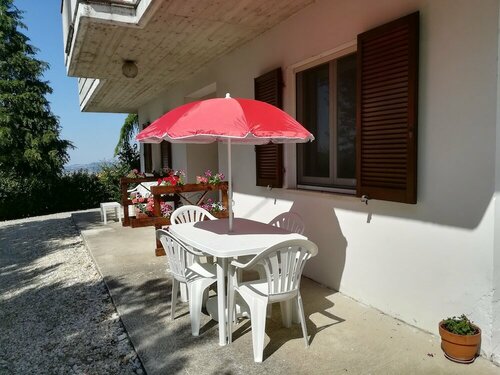 Angolo Felice B&B, Đặt Nhà nghỉ có bữa sáng Castignano Marche