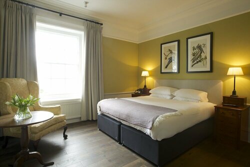 The Manor at Sway   Hotel, Restaurant and Gardens, Забронировать Отель Лимингтон Нью-Форест