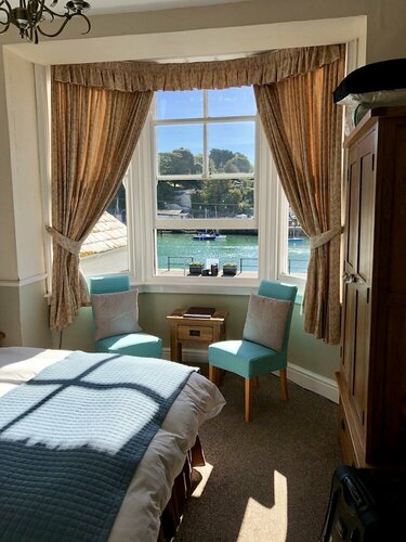 Boaters Guesthouse, Забронировать Отель «постель и завтрак» Уэймут Jurassic Coast, рядом с Юбилейная часовая башня Уэймута