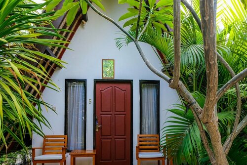 RedDoorz at Ocean 2 Gili Trawangan, Забронировать Отель Гили Траванган 