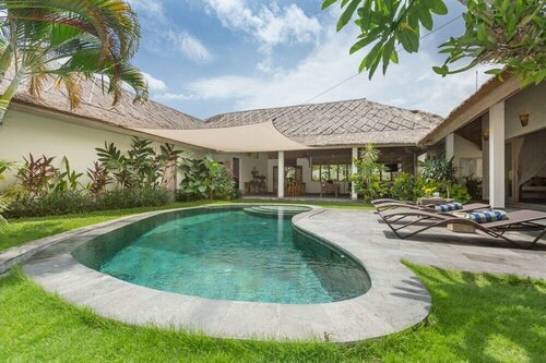 Villa Damai Manis, Book Villa Hotels in Badung with a Pool, Swimming Pool