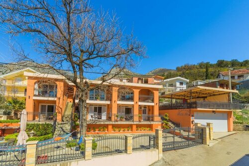 Villa Nena Apartments, Забронировать Апартаменты/квартира Сутоморе Округ Бар