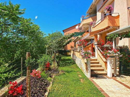 Apartments Milano 994, Забронировать Апартаменты/квартира Отели Фажана с парковкой, Парковка