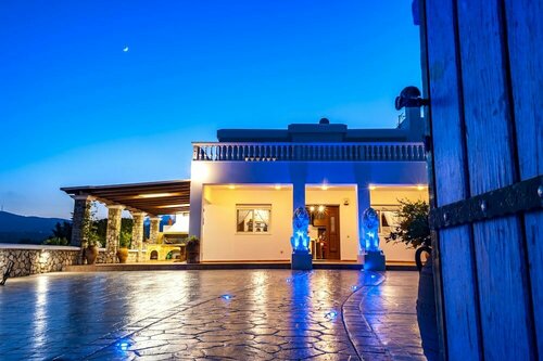 Villa Dionysus, Reservar Vila Hotéis 4* em Gennadi, 4*