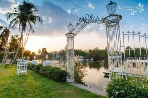 Villa La Flora Kanchanaburi, Забронировать Вилла Коттеджи Канчанабури, Коттедж