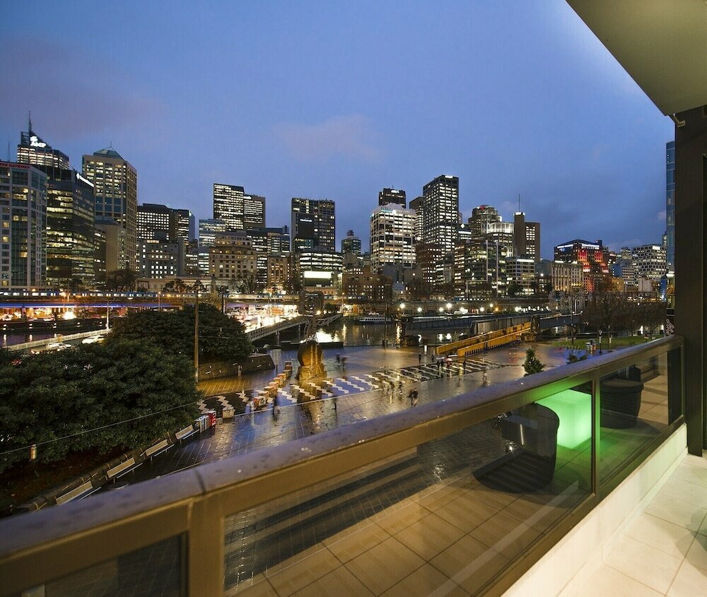 Platinum Apartments @ Freshwater Place