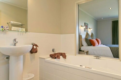 Beechtree Motel, Забронировать Мотель Отели Таупо с парковкой, Парковка