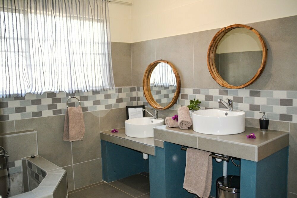Gabus Safari Lodge