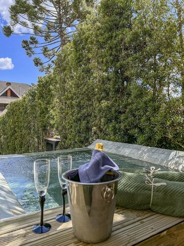 Secreto Boutique Hotel, Забронировать Бутик-отель Капивари Кампус-ду-Жордан, рядом с The Bride's Veil Waterfall