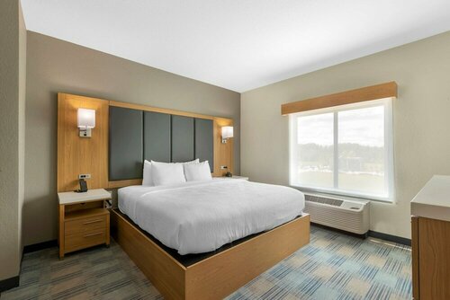 La Quinta Inn & Suites by Wyndham Coralville Iowa City, Réserver Hôtel Hôtels à Iowa avec piscine, Piscine