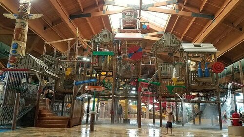 Great Wolf Lodge Traverse City, Забронировать Курортный отель Траверс-Сити штат Мичиган