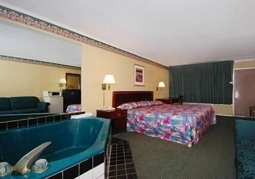 Econo Lodge and Conference Center, Réserver Hôtel Seven Oaks États-Unis