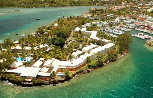 Studio dans Résidence Hotelière aux 3ilets Pointe du bout Résidence la Marina Carayou, Забронировать Отель Ле-Труаз-Иле Ле-Марэн
