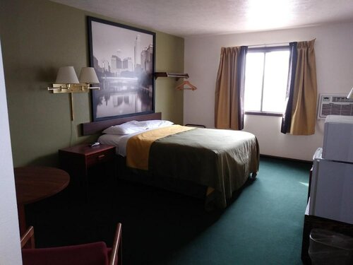 Rodeway Inn Hotel Ainsworth, Book Hotel Hoteller i Nebraska med parkering, Parkering