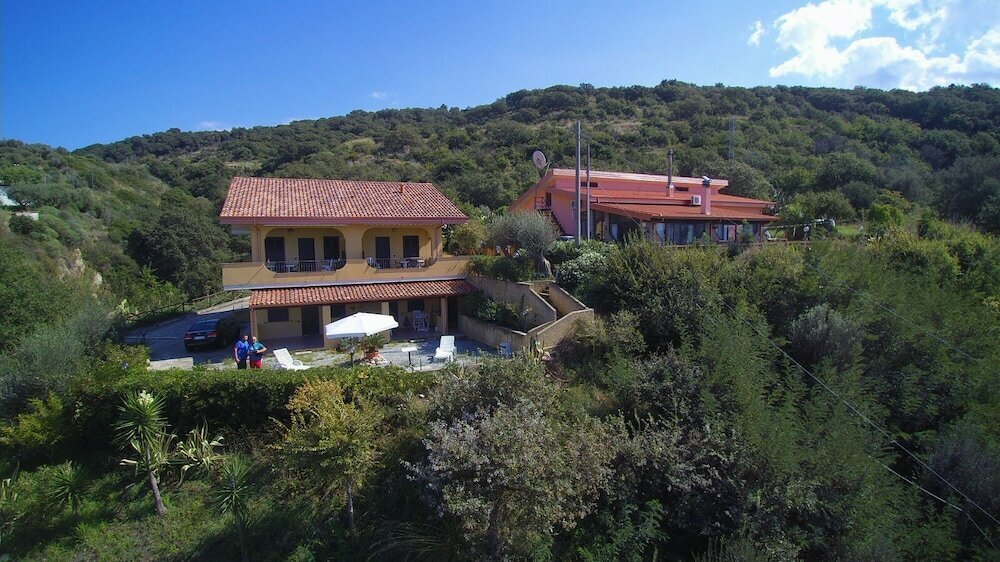 Baciati dal Sole