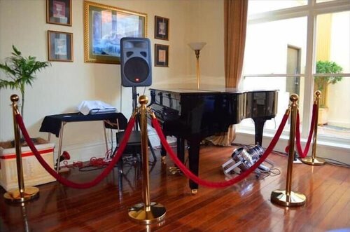Royal Exchange Hotel, Забронировать Отель Брокен-Хилл Новый Южный Уэльс, рядом с Железнодорожный и исторический музей Sulphide Street