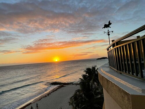 White Sands Beach Condos, Book Hotel Hoteller i Christ Church med parkering, Parkering