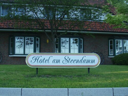 Hotel Am Steendamm, Забронировать Отель Отели Ойтен с завтраком, Завтраки