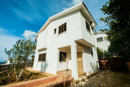 Kalina Complex, Rezerwuj Willa Pomos Pafos