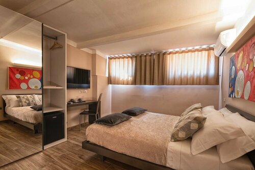 GOGO` Petit Hotel, Забронировать Отель Санта-Мария-Новелла Флоренция