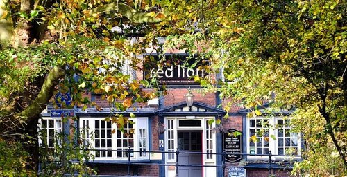 Cheshire House, Book Hotel Hoteller i North Wales med parkering, Parkering