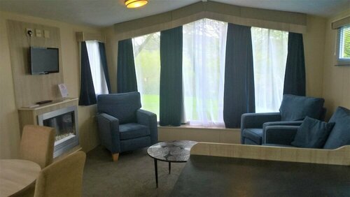 Axe Vale Caravan Park, Rezervați Hotel Seaton 
