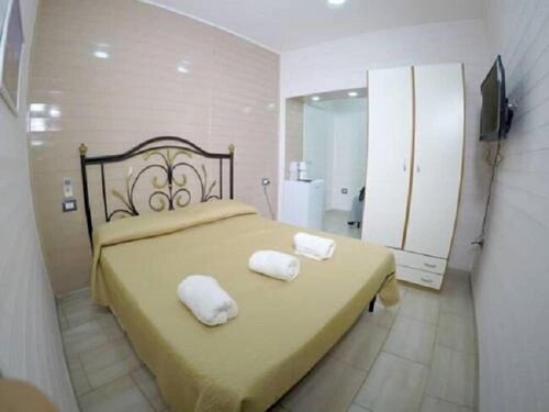 Rooms Chanel, Забронировать Отель Отели Сицилии с парковкой, Парковка