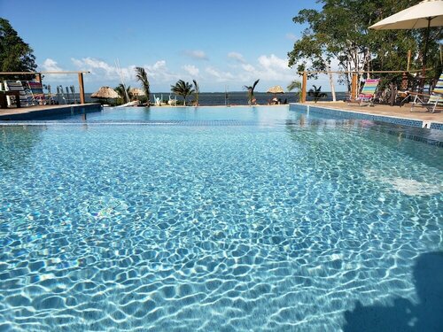 Seaside Chateau Resort, Забронировать Отель Отели Белиза с парковкой, Парковка