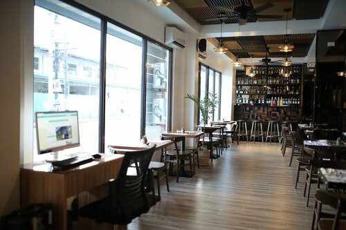 SureStay Plus Hotel by Best Western AC LUXE Angeles City, Reservar Hotel Hotéis em Pampanga com pequeno-almoço, Café da manhã