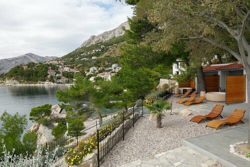 Apartments Bikin, Забронировать Апартаменты/квартира Брела Макарска Ривьера, рядом с Пляж Общественный Жакируша