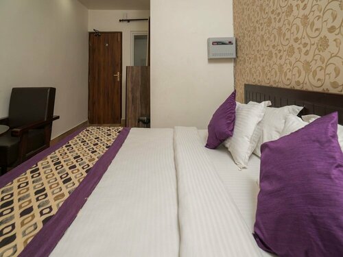 OYO 8961 Hotel RR Palace, Забронировать Отель Отели Горакхпур с завтраком, Завтраки