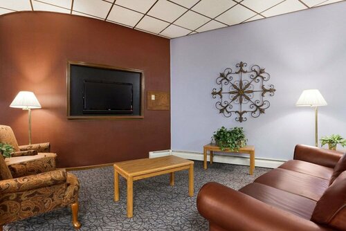 Travelodge St Cloud, Varaa Motelli St. Cloud Minnesota