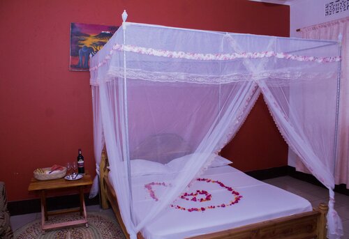 Hubhill Lodge, Prenota Hotel Moshi Hai