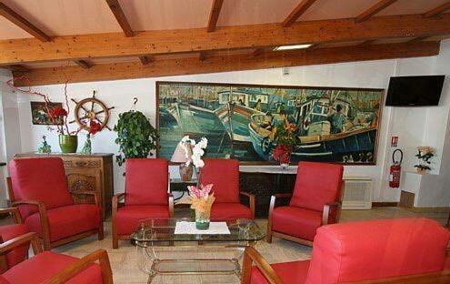 Hotel Lafon - face à lOcéan, Забронировать Отель Отели French Basque Country с завтраком, Завтраки