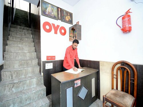Oyo 30943 Hotel Tourist, Забронировать Отель Отели Джаландхар 3 звезды, 3*