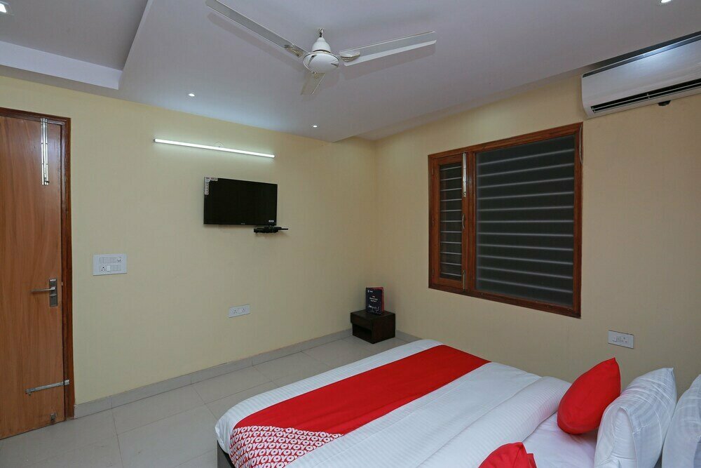 Oyo Leisurrestay Near V3s Mall