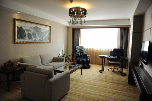 Wuhan Sentai Zhongyang Hotel, Забронировать Отель Отели Уханя с парковкой, рядом с Hubu Alley, Парковка
