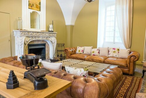 Château de Saint Félix, Book Hotel Saint-Felix-de-Pallieres Languedoc-Roussillon