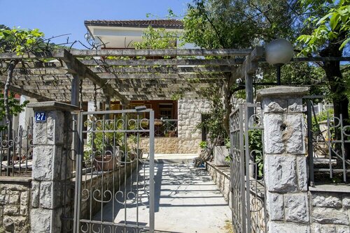 Guest House Blue Coast, Забронировать Гостевой дом Будва Будванская ривьера