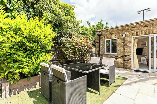 Charming Garden Studio, Забронировать Апартаменты/квартира Лондон Большой Лондон