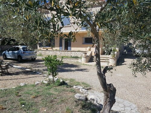 Appartement à Nîmes en pleine nature avec Piscine, Réserver Appartement Hôtels à Gard avec piscine, Piscine